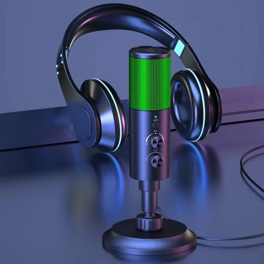 Gaming USB Microphone with Noise Cancellation and RGB Lighting